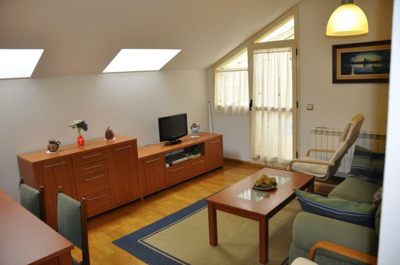 Ferienwohnung Alameda Del Tormes Santa Marta de Tormes Exterior foto
