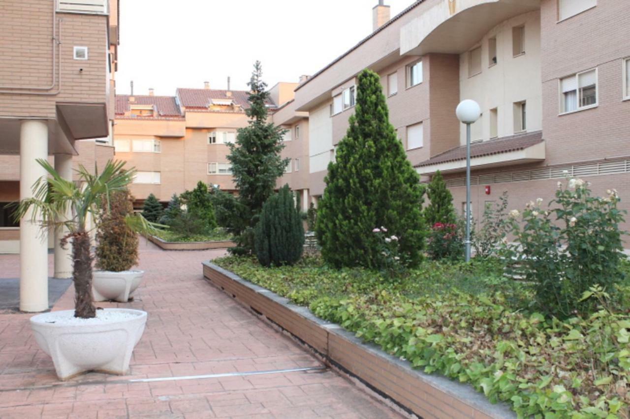 Ferienwohnung Alameda Del Tormes Santa Marta de Tormes Exterior foto